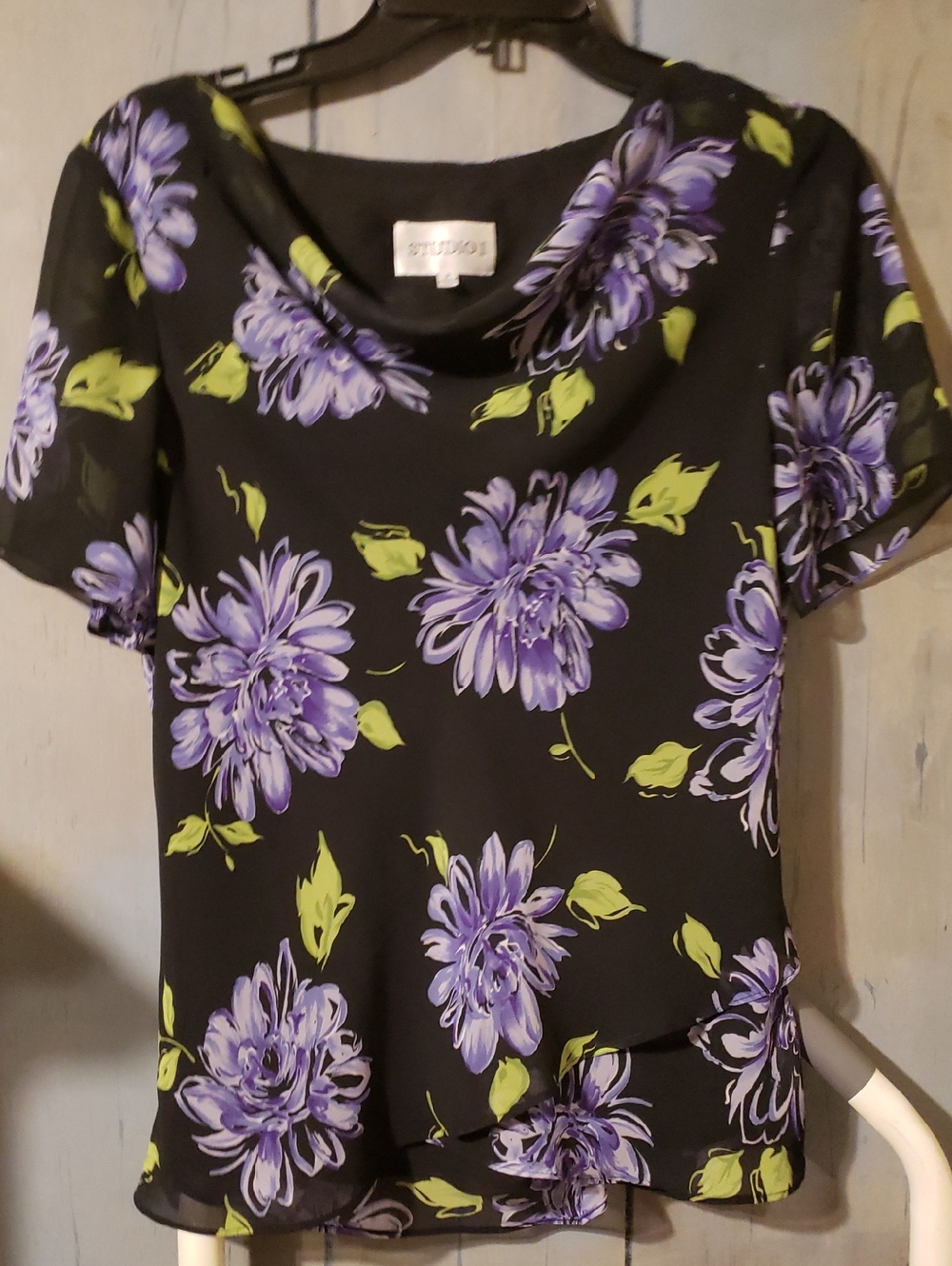 STUDIO ONE BLOUSE & SKIRT SET SIZE 8 LIKE NEW CONDITION